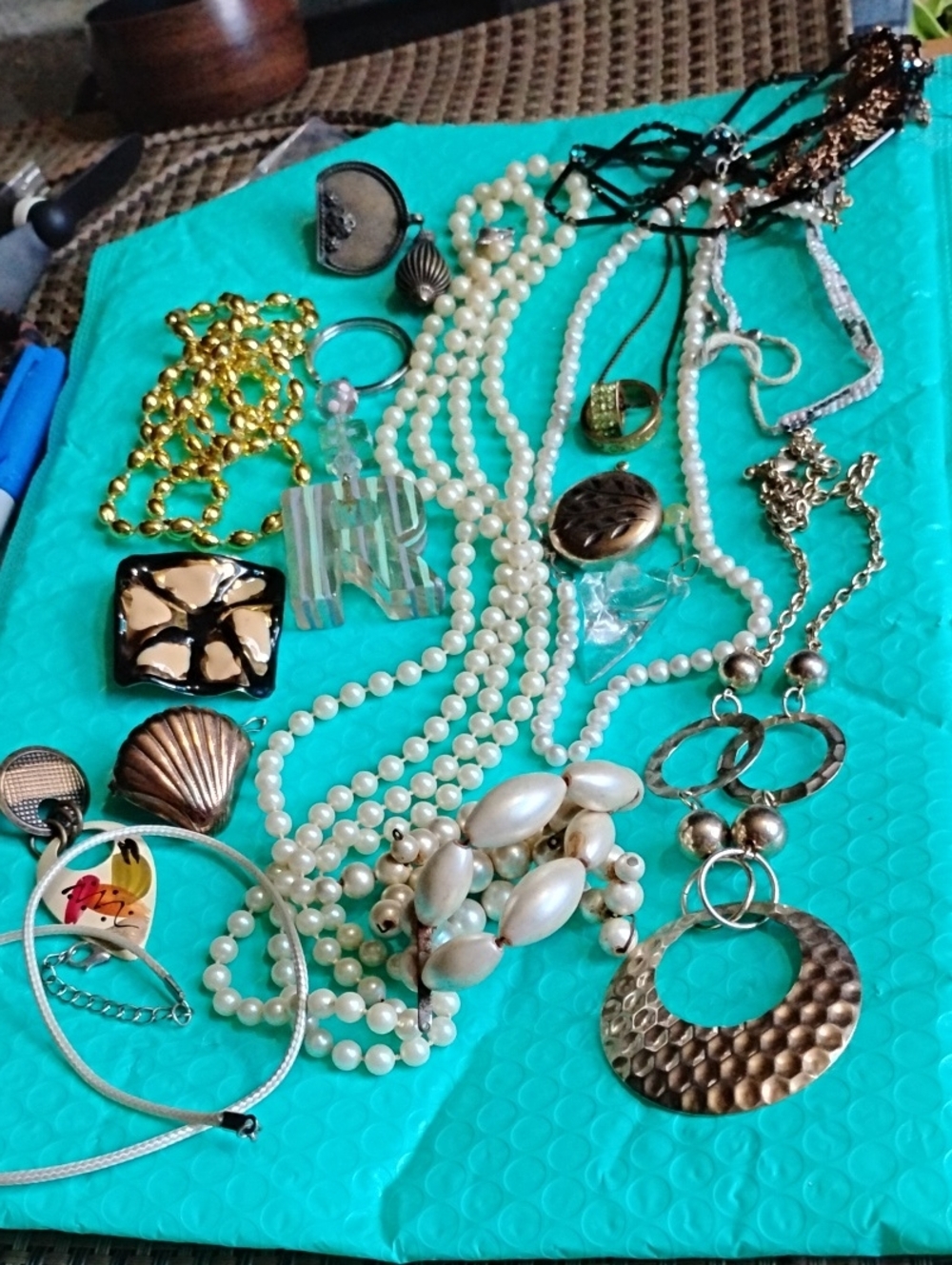 Assorted Women’s Faux Pearl and Gold-Tone Necklace Set - White and Gold